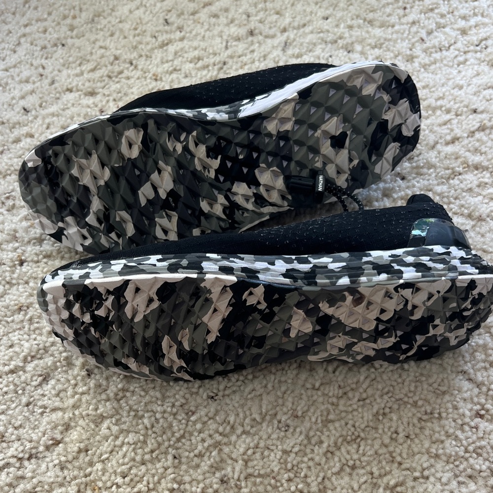 Nobull Black Athletic Sneakers with Patterned Sole - Picture 2 of 4